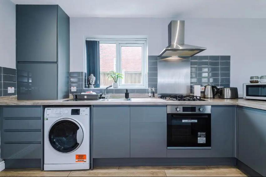 Lux 3 Bed 10 Mins From Centre - Parking & Netflix Villa Manchester Eksteriør billede